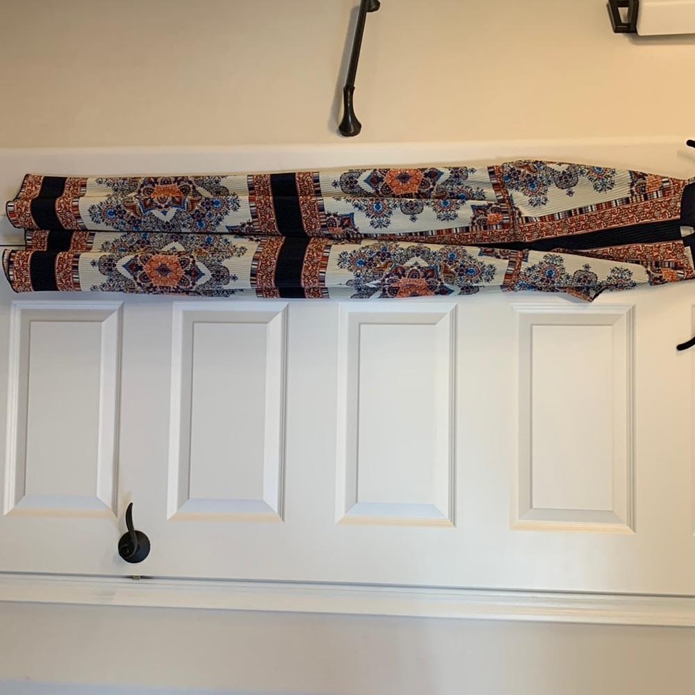 Long dress, very pretty and lined